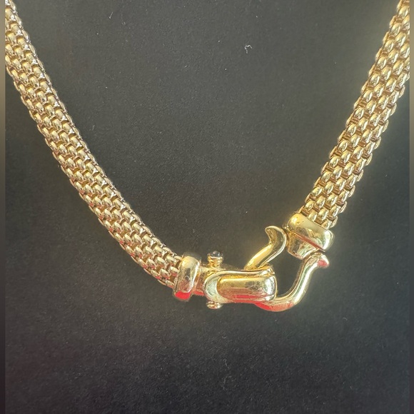 Elegant Gold Plated Necklace - Picture 2 of 4